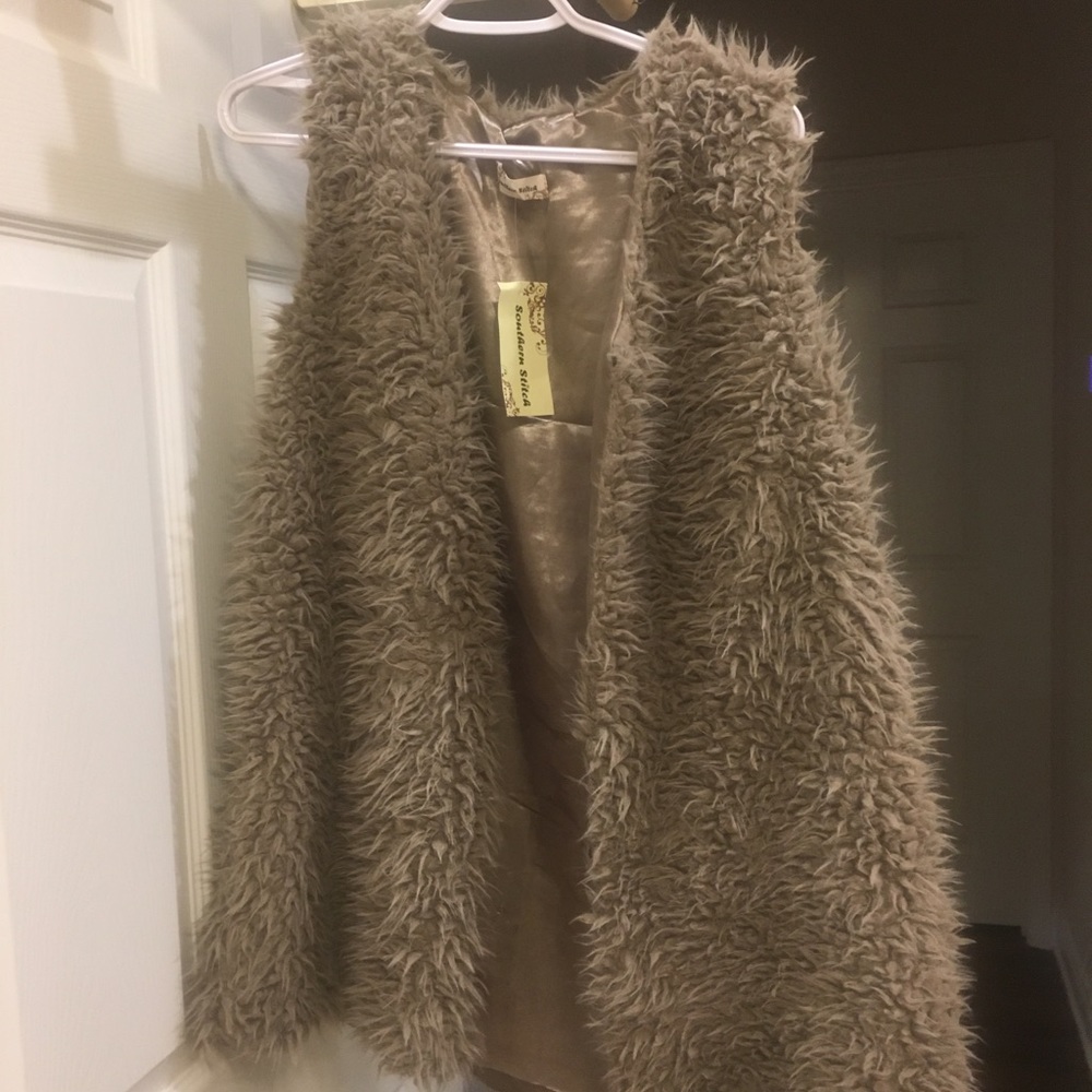 New with tags fuzzy vest